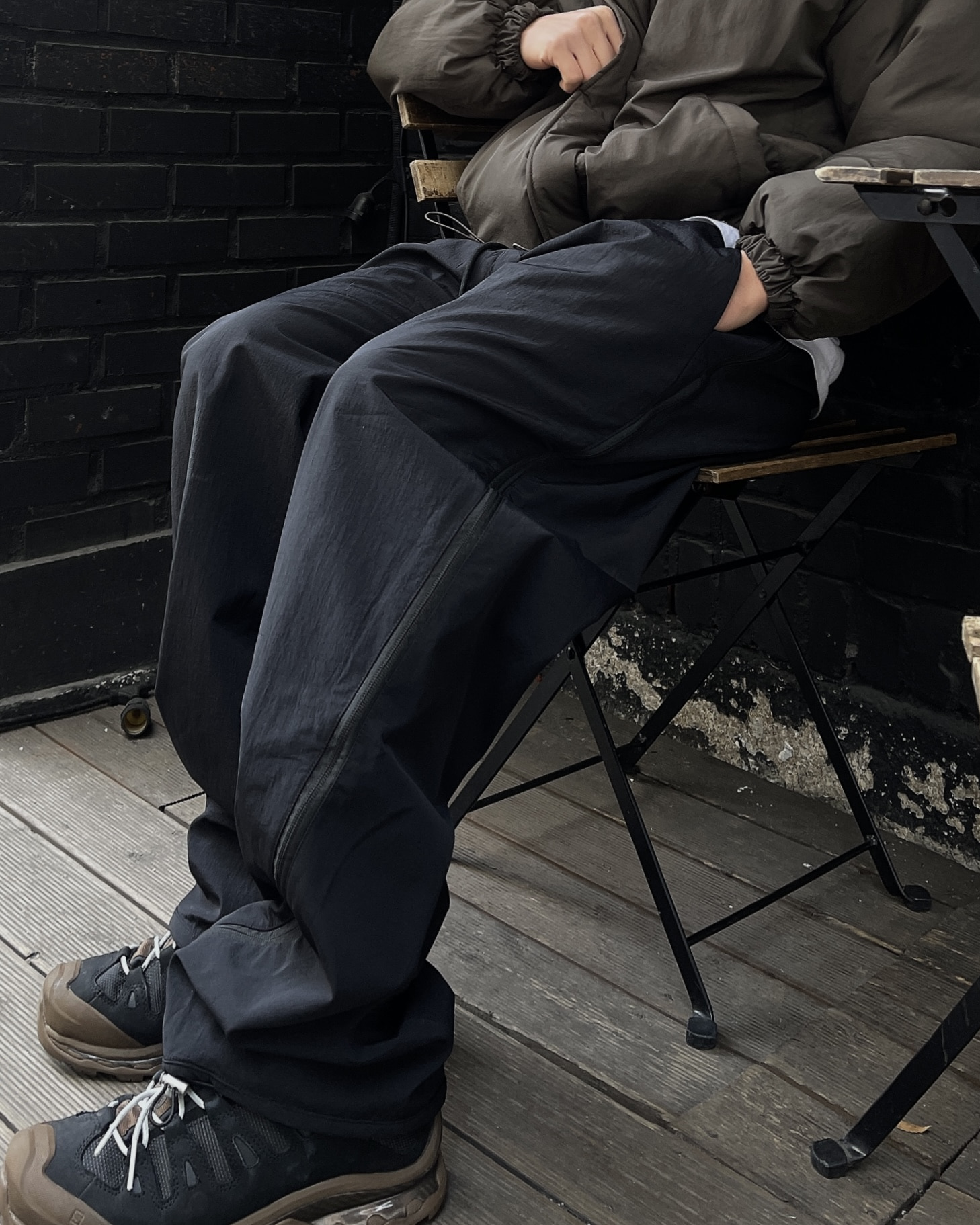 Nylon napping oblique zipper pants(3Color)